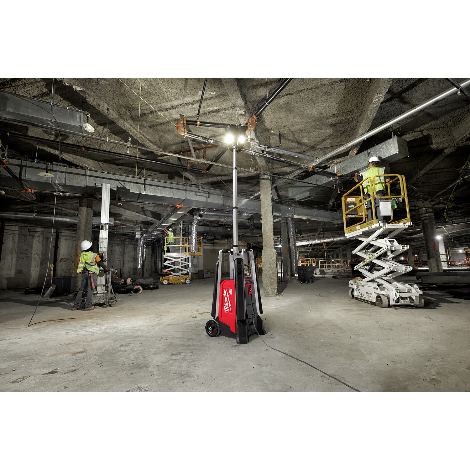 Milwaukee MX FUEL ROCKET Tower Light/Charger - Image 6